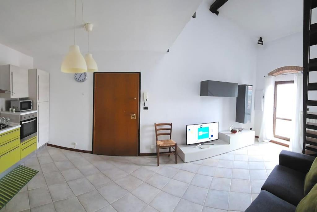 Appartamento Centro Citta Katalin House リヴォルノ エクステリア 写真